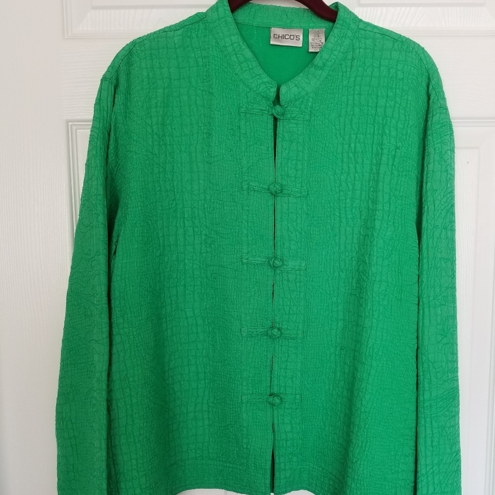Chico's top with mandarin collar size 3